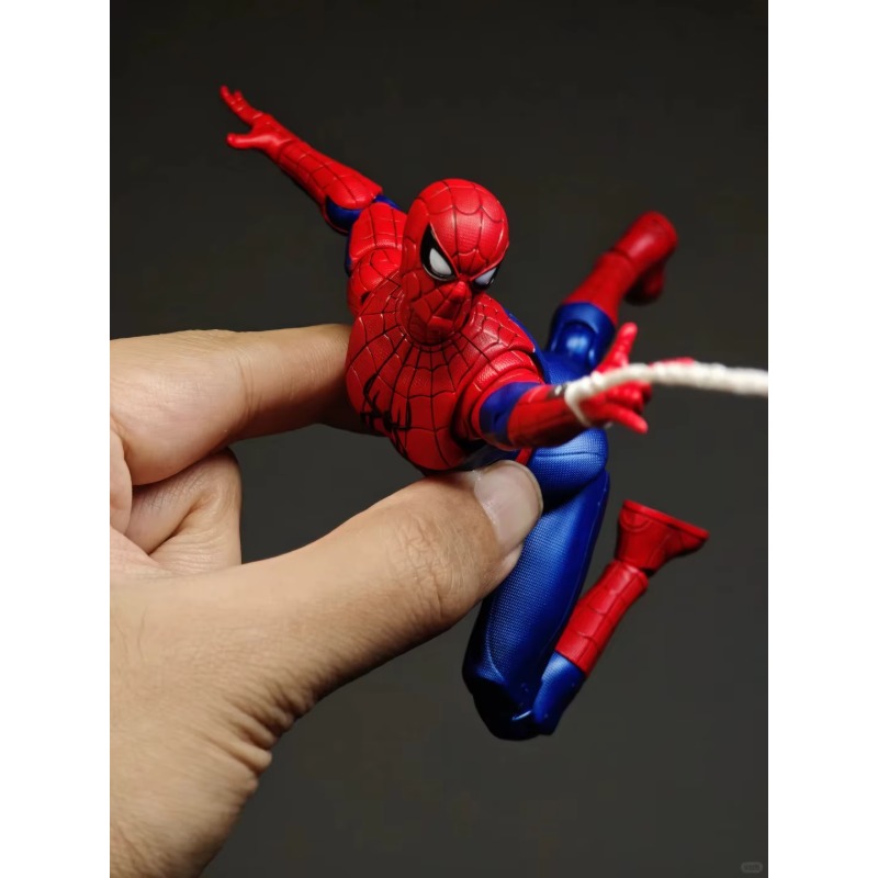 Figurines d'action originales  - Model Kit Brands avis et prix